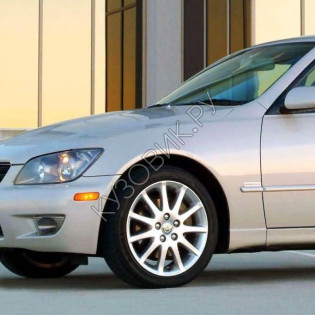 Крыло переднее левое в цвет кузова Lexus IS200/300 XE10 (1999-2005)